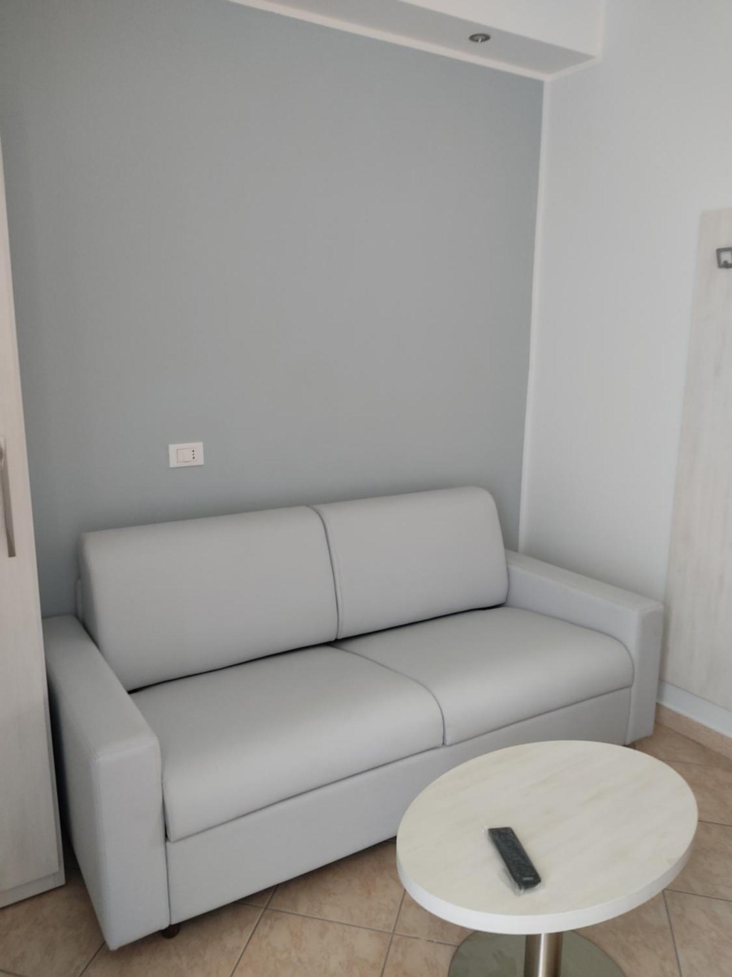 Hotel Caravel Park Римини Экстерьер фото
